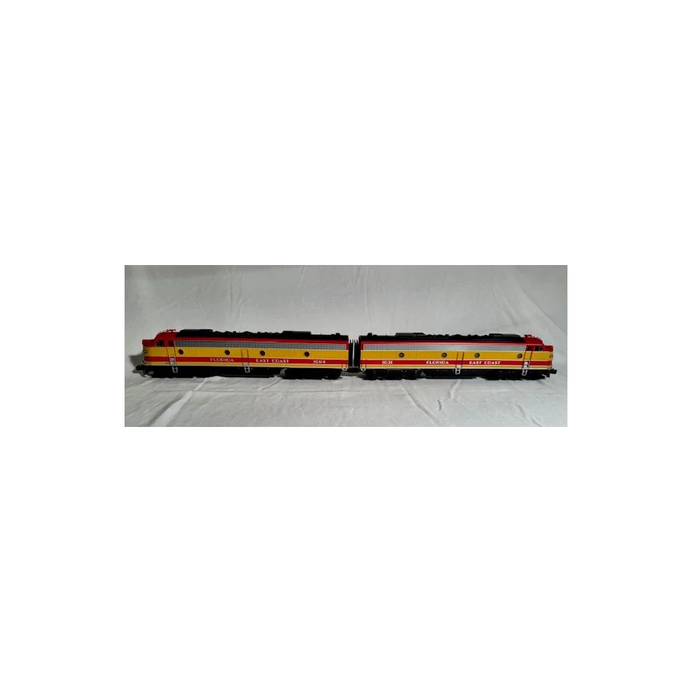 LIONEL 6-39606 FLORIDA EAST COAST E9 AA DIESEL SET #1594, #1031 (USED) — photo 2